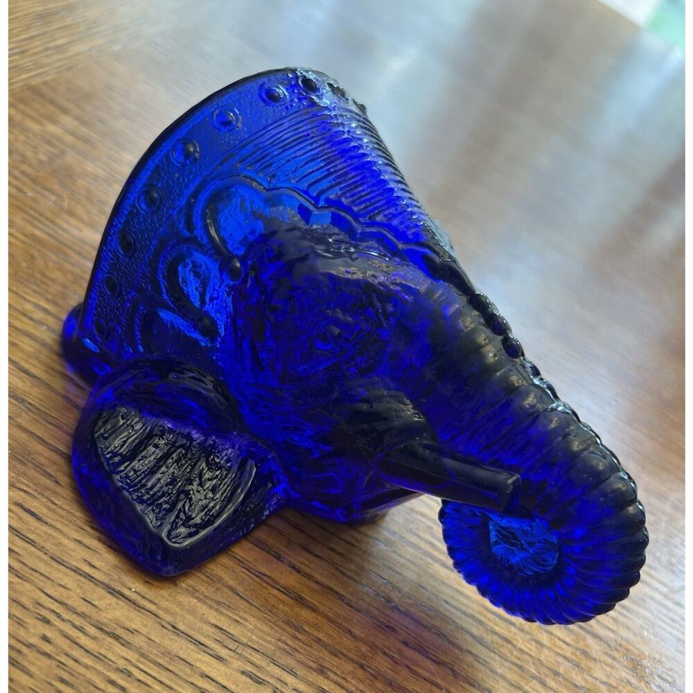 Cobalt Blue Pressed Glass Elephant Wall Pocket Vase Vintage Hanging